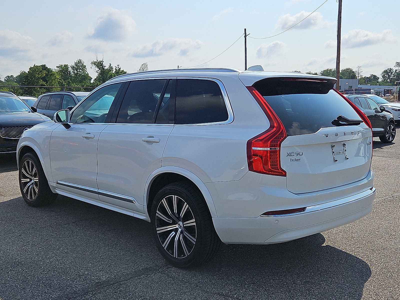 Used 2025 Volvo XC90 B6 Core AWD/4WD image 4