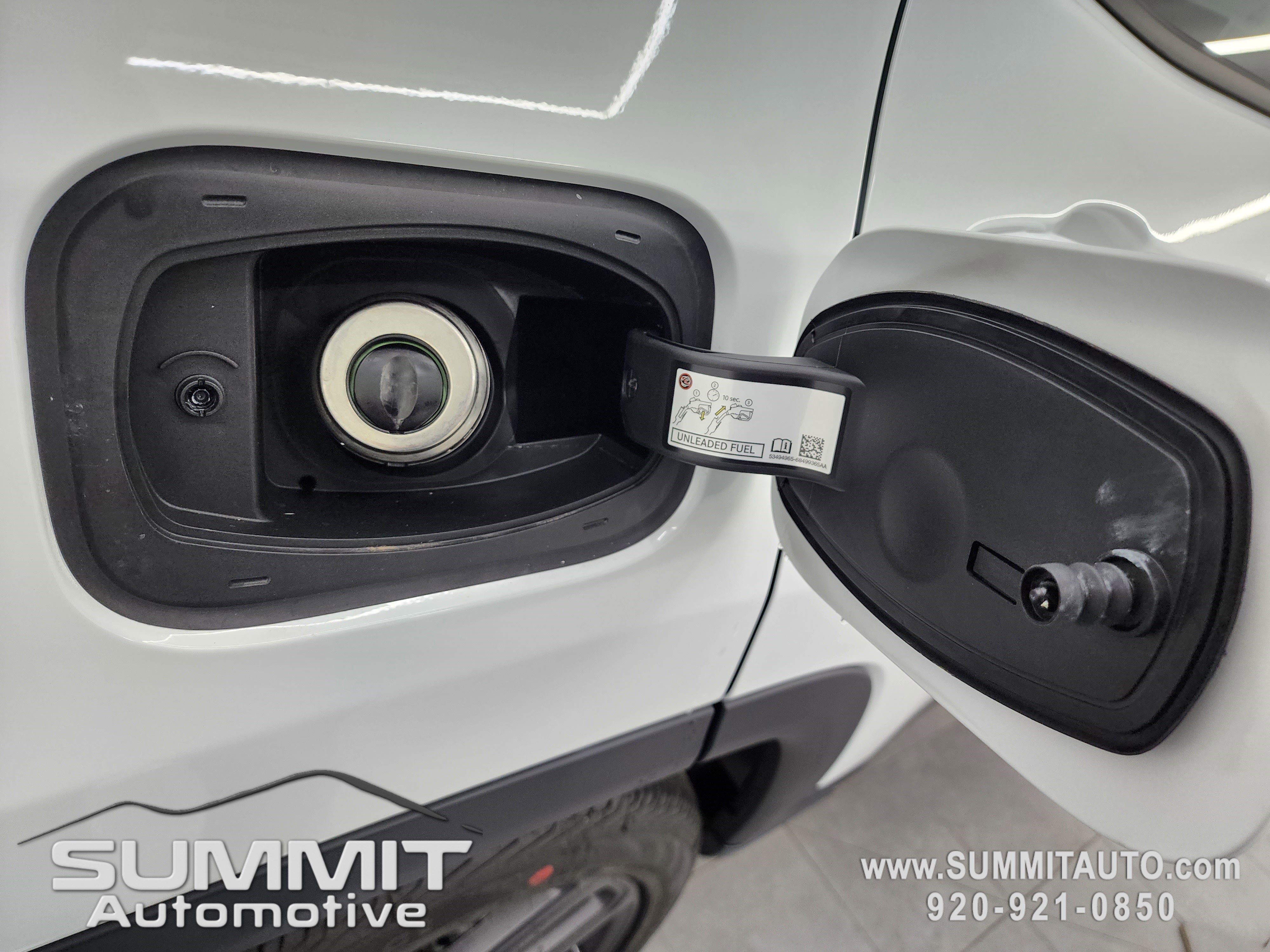 New 2026 Jeep Compass Latitude image 28