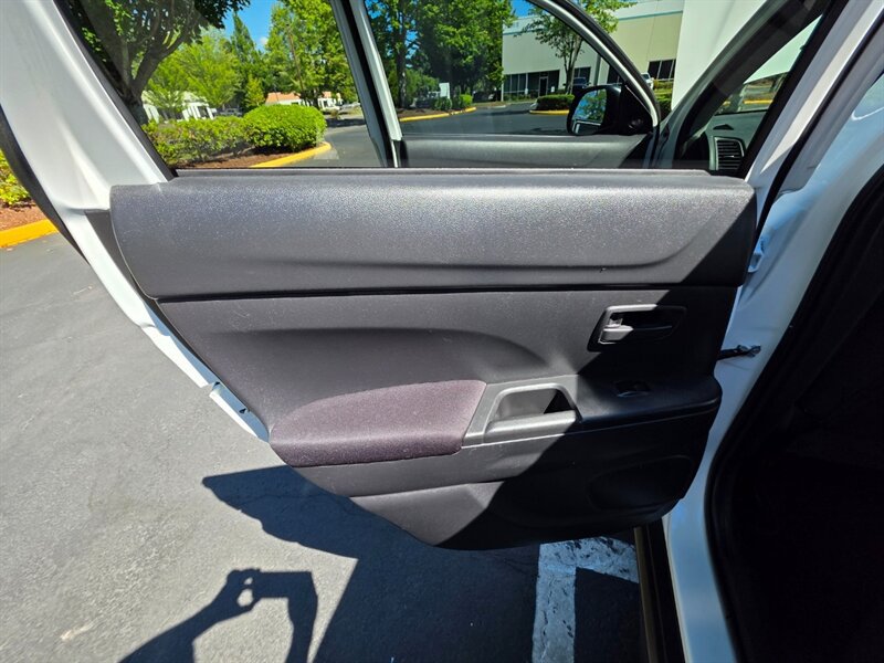 Used 2013 Mitsubishi Outlander Sport ES FWD image 35