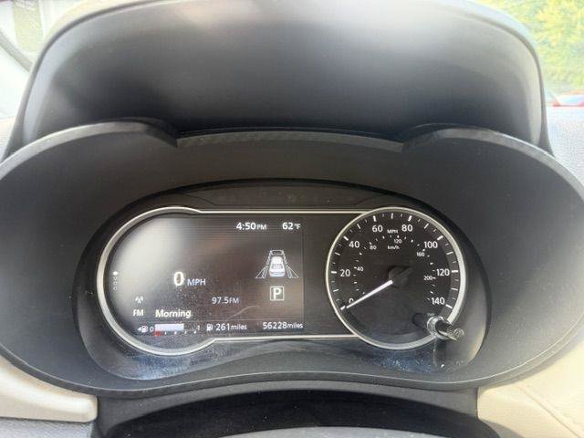 Used 2021 Nissan Versa SV FWD image 18