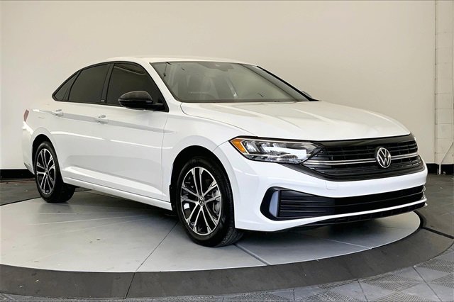 Certified 2024 Volkswagen Jetta Sport