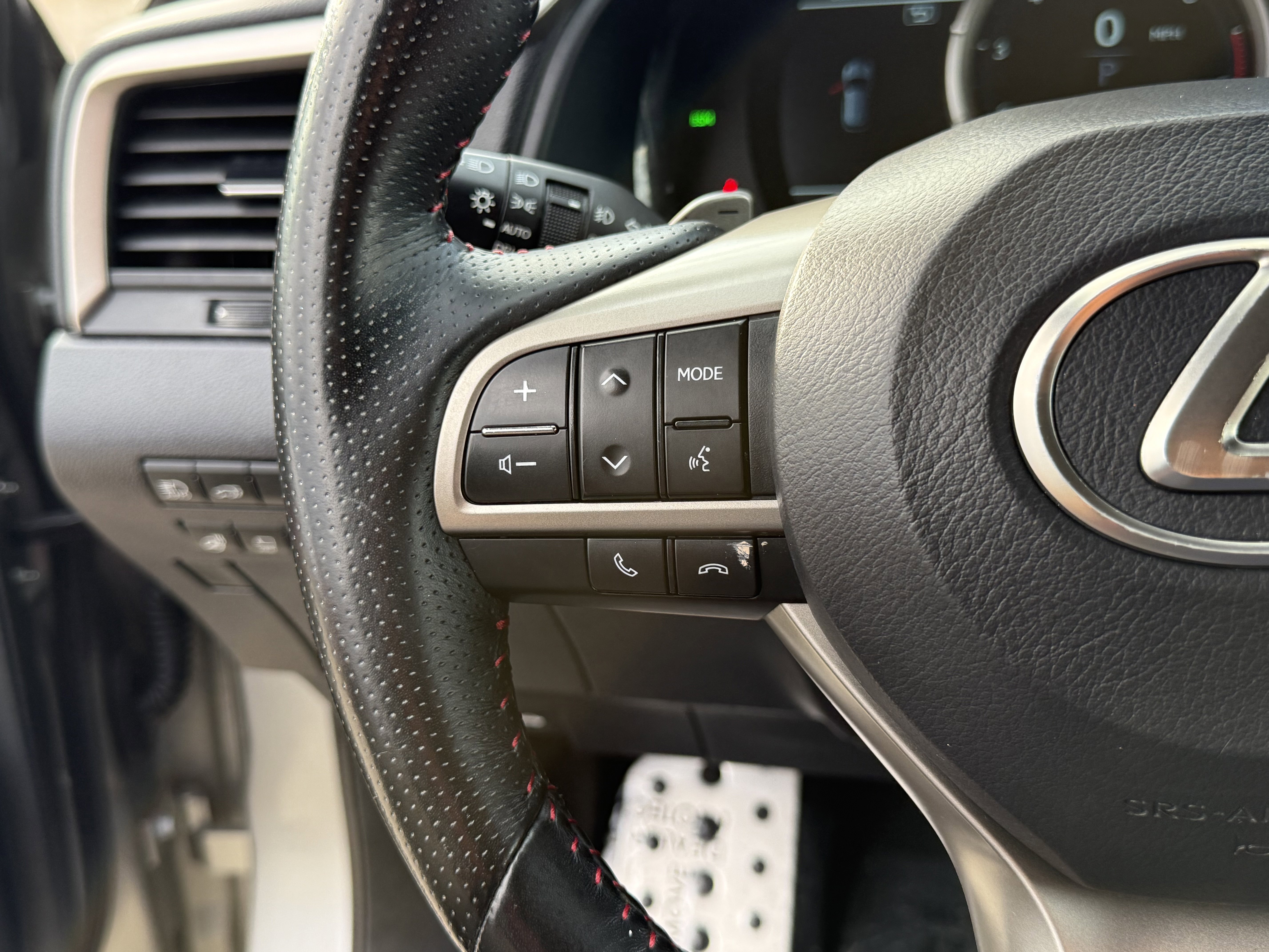 Certified 2022 Lexus RX 350 F Sport w/ Accessory Package image 24