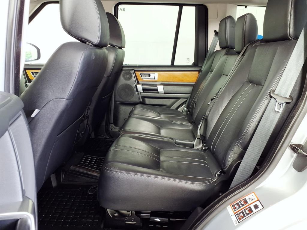 Used 2015 Land Rover LR4 HSE AWD/4WD image 8