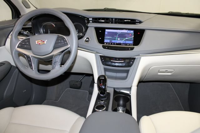 Certified 2023 Cadillac XT5 Premium Luxury AWD/4WD image 15