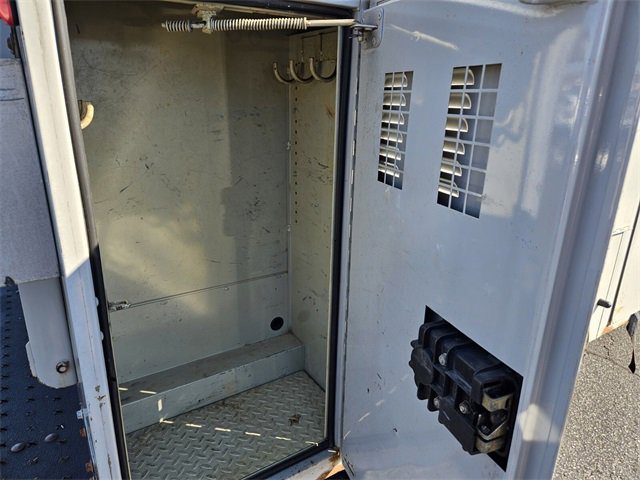 Used 2008 Ford F350 2WD Regular Cab Super Duty image 15