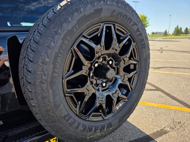 New 2026 GMC Hummer EV SUV image 50