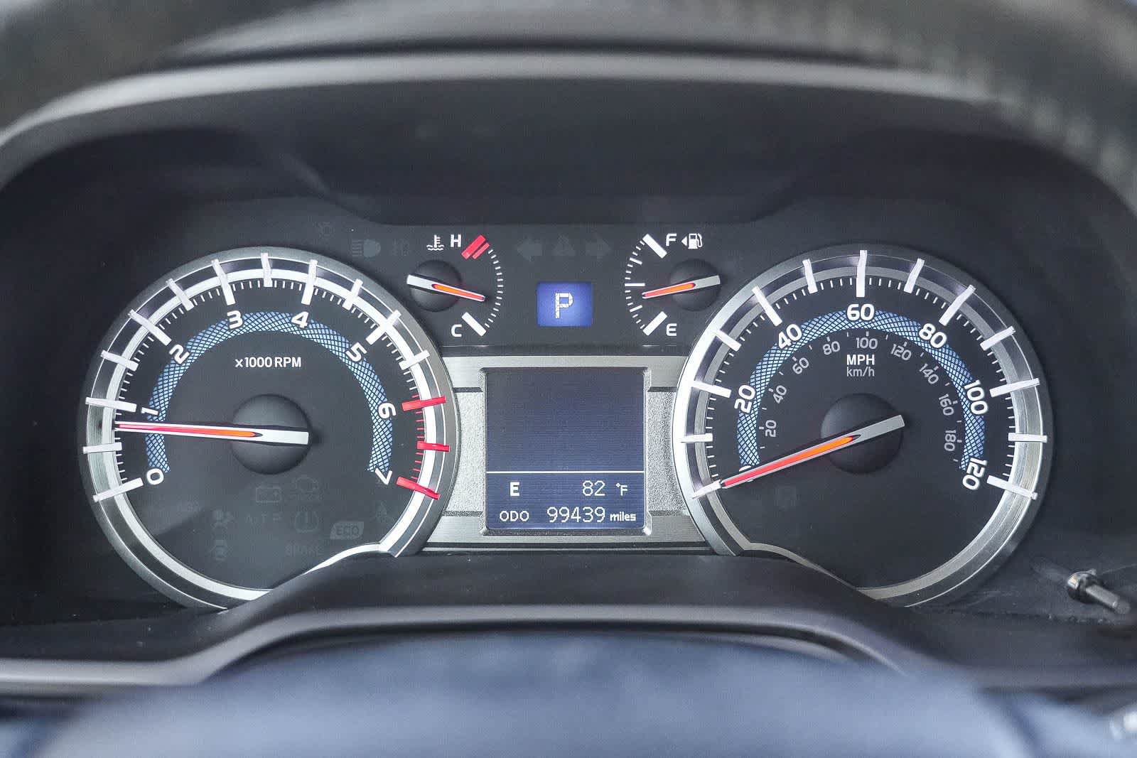 Used 2018 Toyota 4Runner SR5 RWD image 22