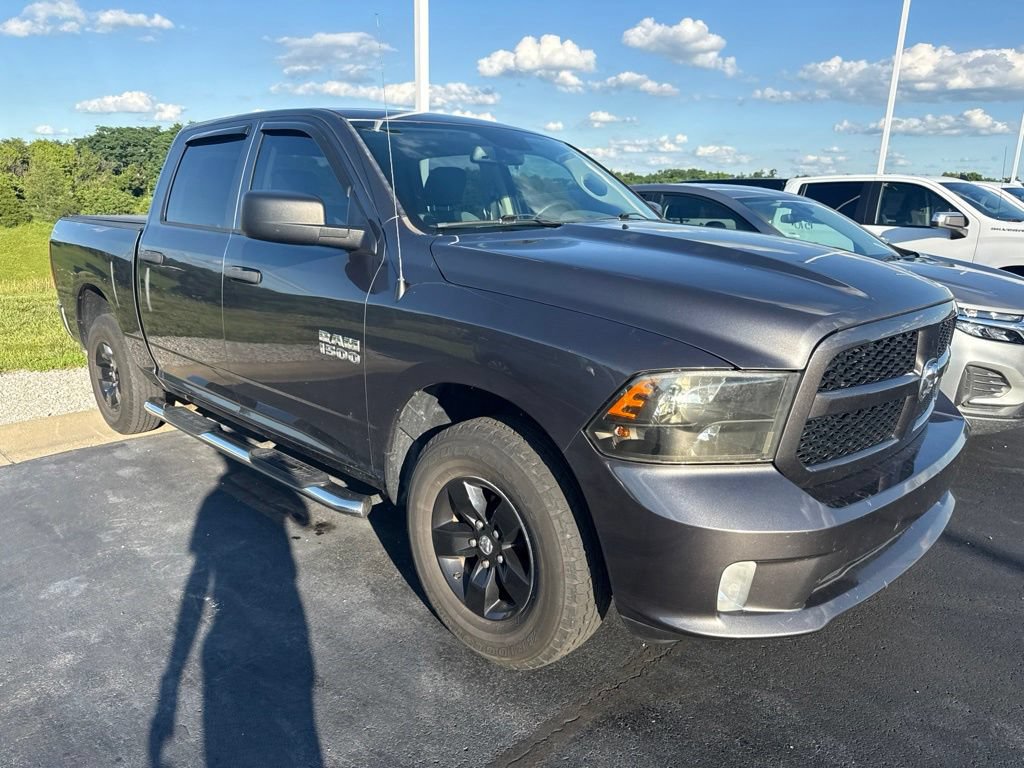 Used 2018 RAM 1500 Express AWD/4WD image 2