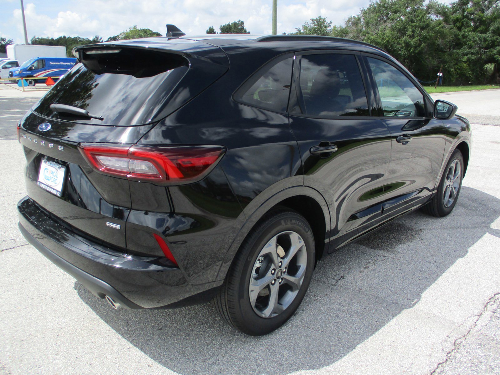 New 2024 Ford Escape ST-Line w/ Equipment Group 301A image 7