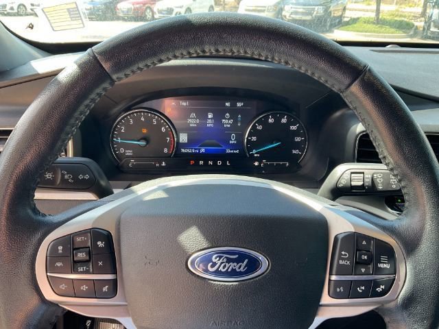 Used 2021 Ford Explorer XLT w/ Equipment Group 202A AWD/4WD image 20