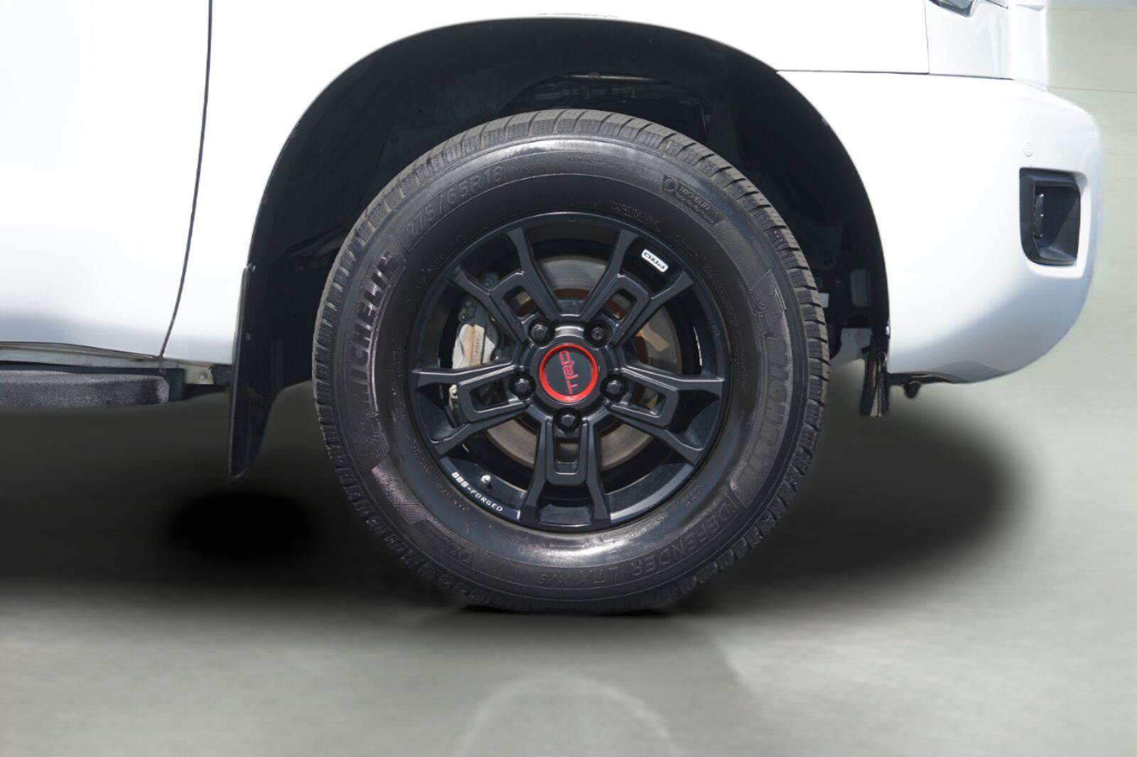 Used 2020 Toyota Sequoia TRD Pro AWD/4WD image 4