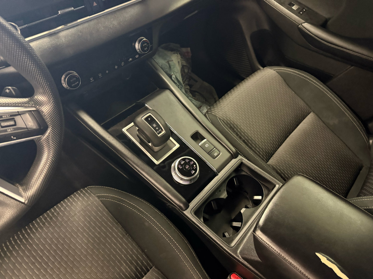 Used 2022 Mitsubishi Outlander ES image 16