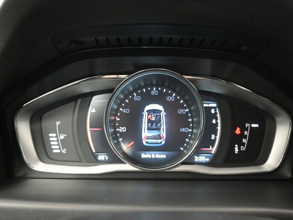 Used 2015 Volvo XC70 T6 Platinum image 9