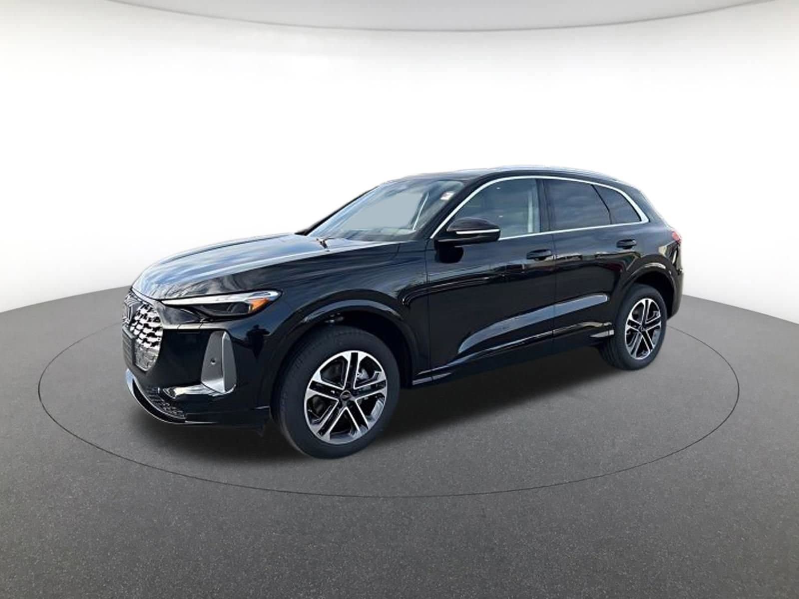 New 2025 Audi Q5 Premium AWD/4WD image 1