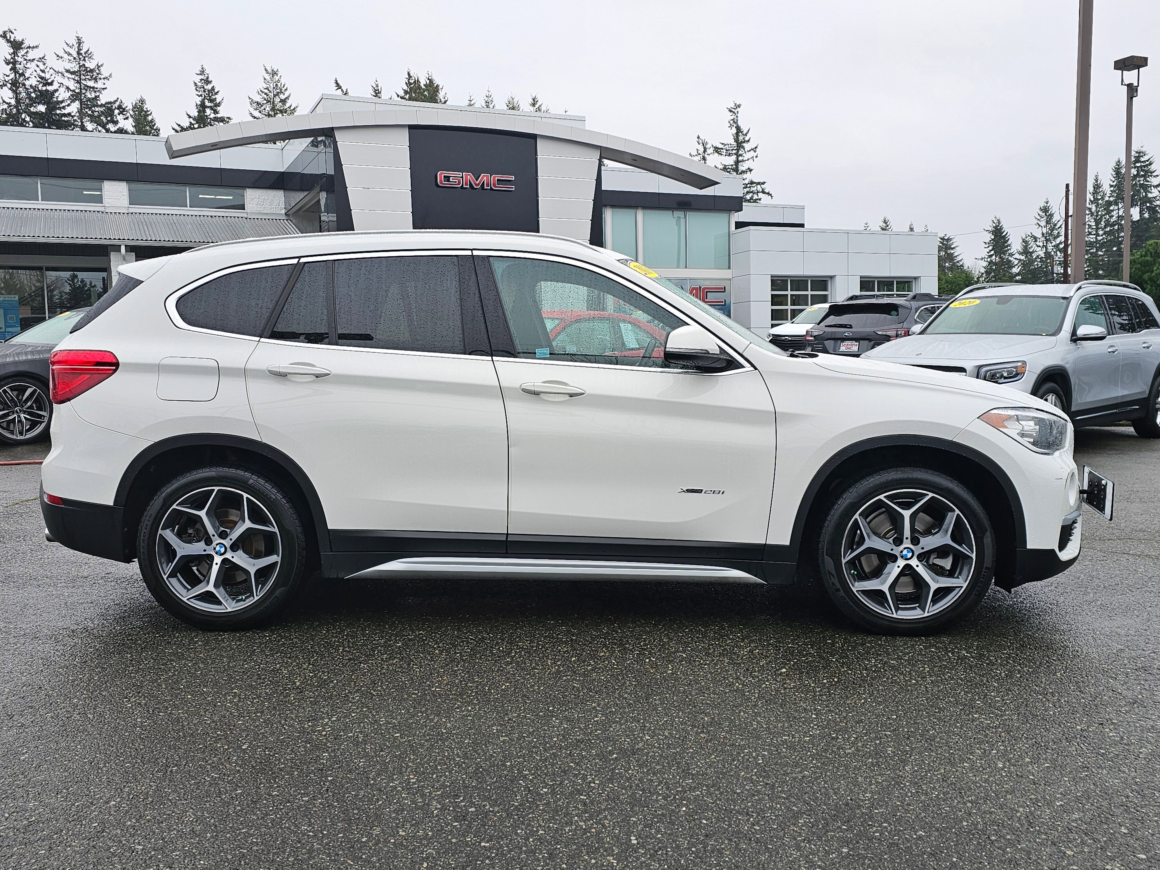 Used 2018 BMW X1 xDrive28i image 8