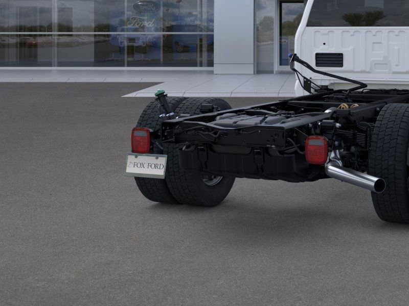 New 2025 Ford F550 4x4 Regular Cab Super Duty image 21