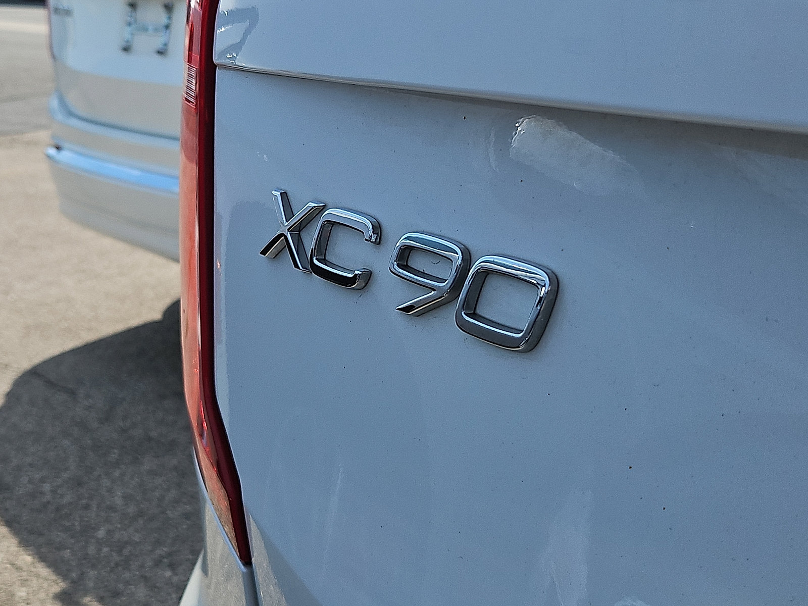 Used 2024 Volvo XC90 B6 Plus w/ Protection Package Premier AWD/4WD image 8
