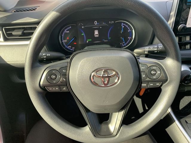 Used 2025 Toyota RAV4 LE AWD/4WD image 19