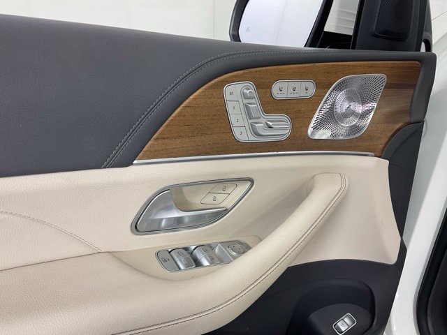 Used 2020 Mercedes-Benz GLS 580 4MATIC image 30