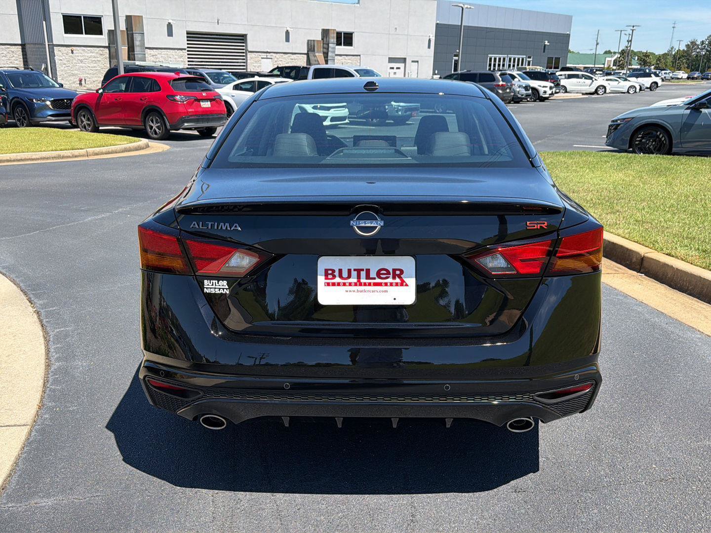 New 2026 Nissan Altima 2.5 SR w/ SR Premium Package FWD image 5