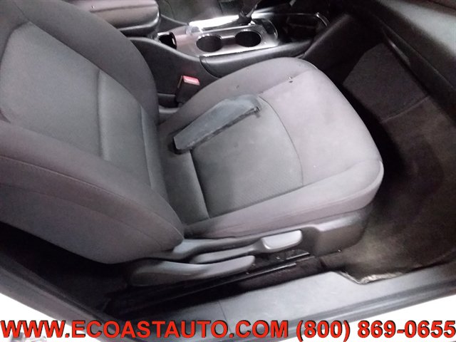 Used 2017 Chevrolet Malibu LT image 13