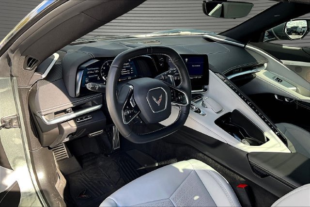 Used 2023 Chevrolet Corvette Stingray Preferred Conv w/ Z51 Performance Package RWD image 15