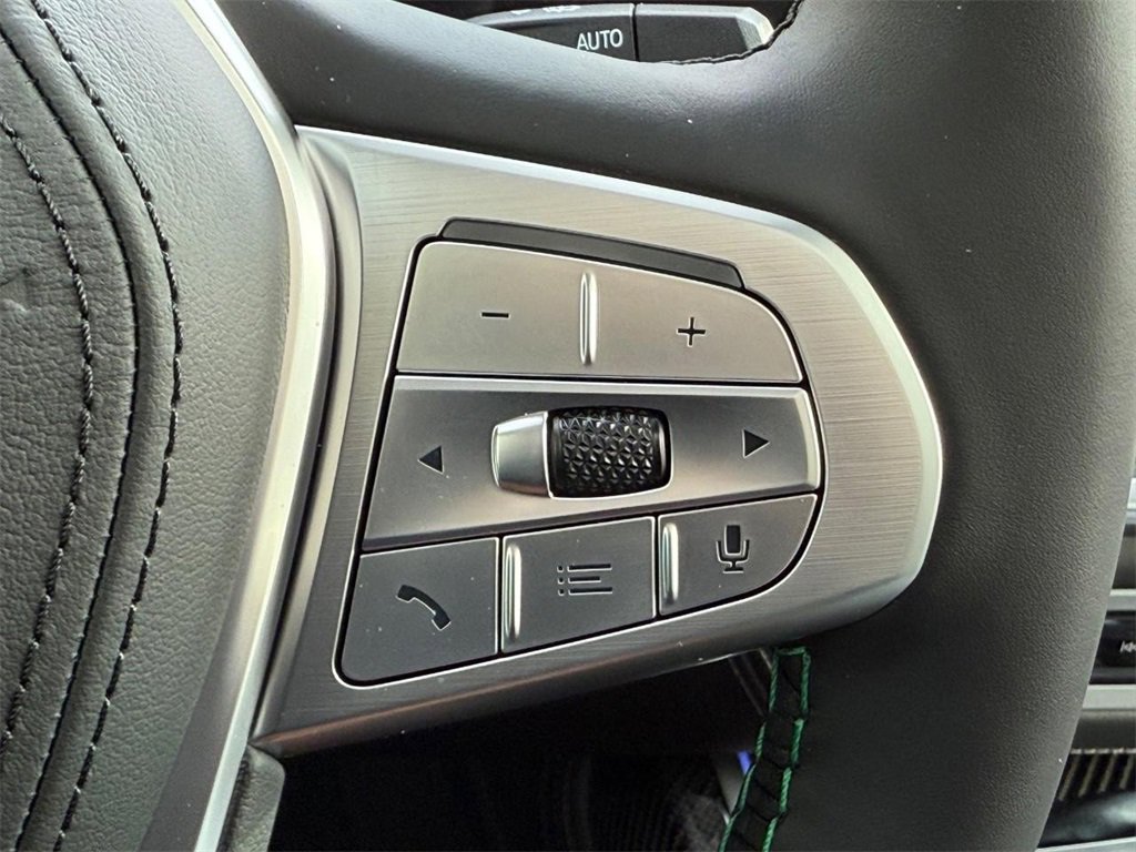 New 2026 BMW ALPINA XB7 image 13