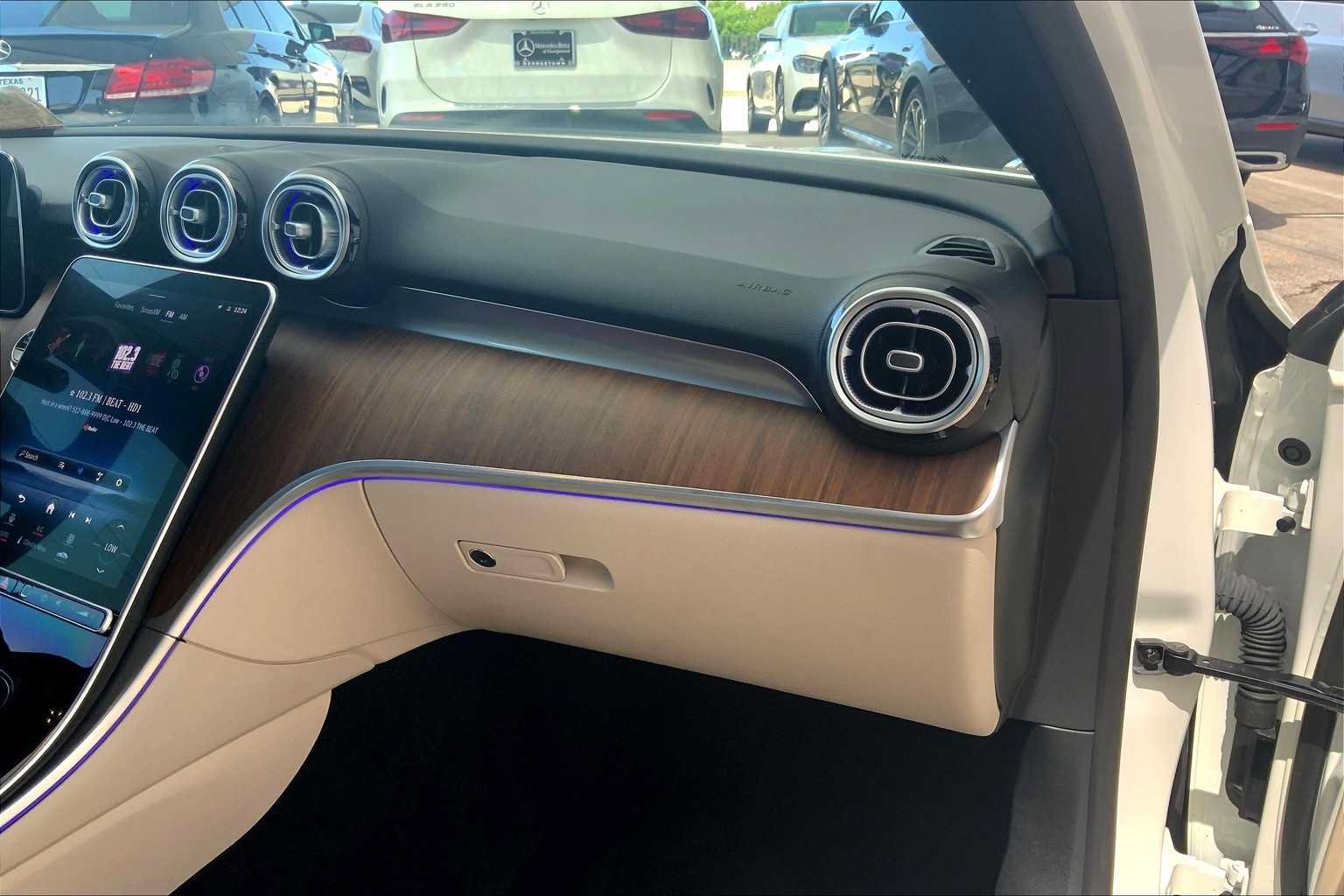 Certified 2022 Mercedes-Benz C 300 Sedan w/ Exclusive Trim Package image 18