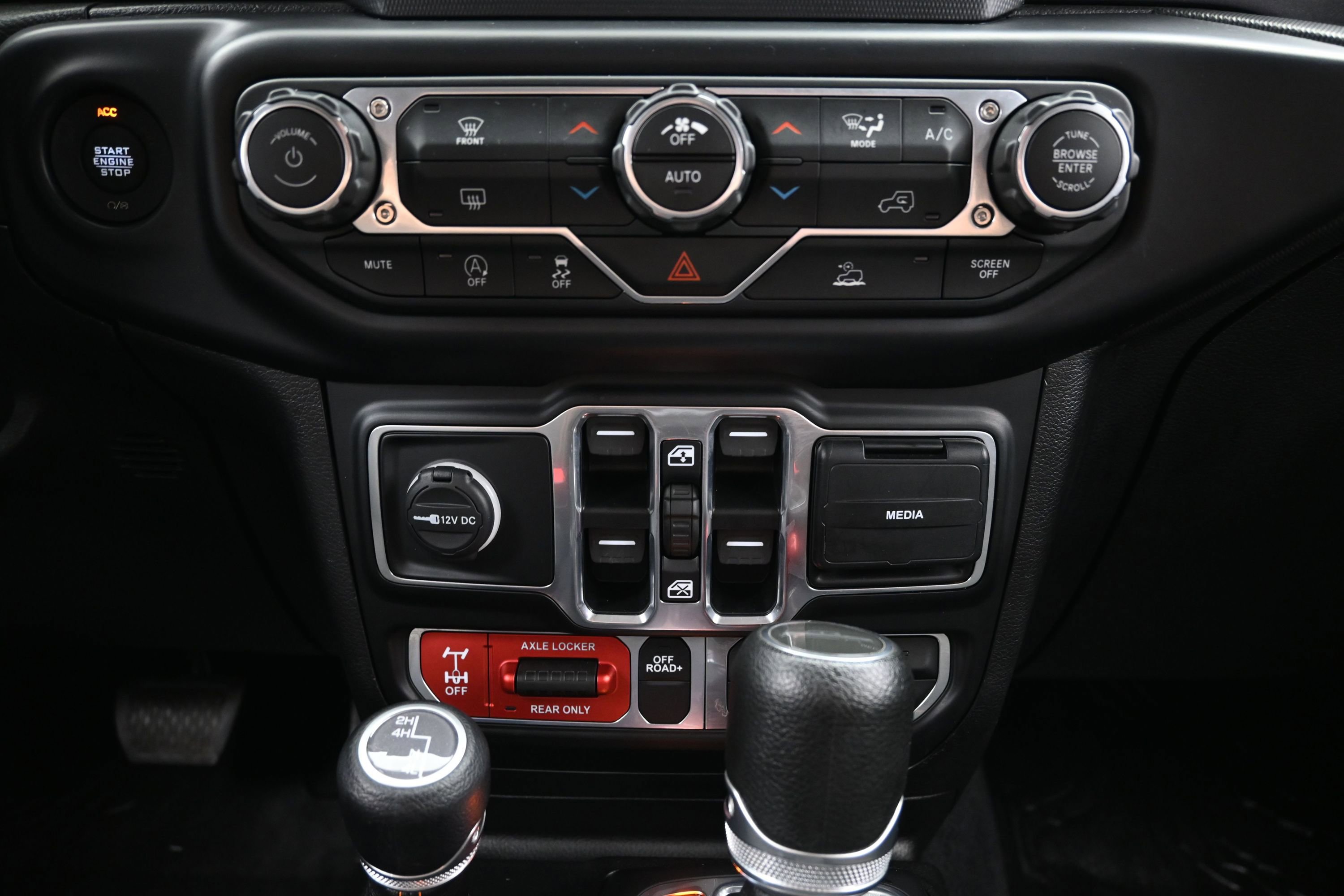 Used 2020 Jeep Gladiator Mojave w/ Trailer Tow Package AWD/4WD image 36