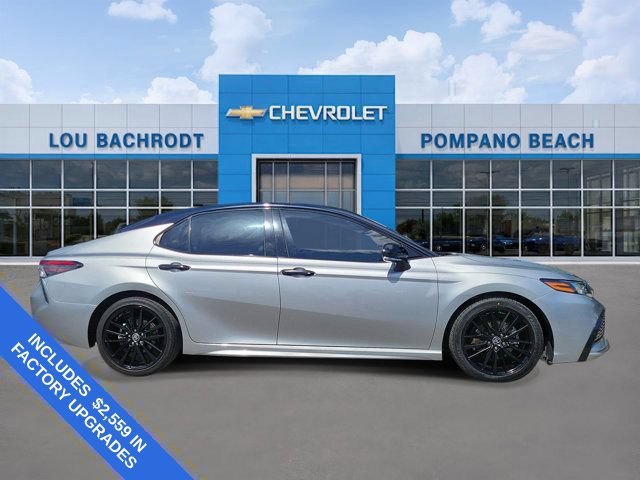 Used 2023 Toyota Camry XSE FWD image 2