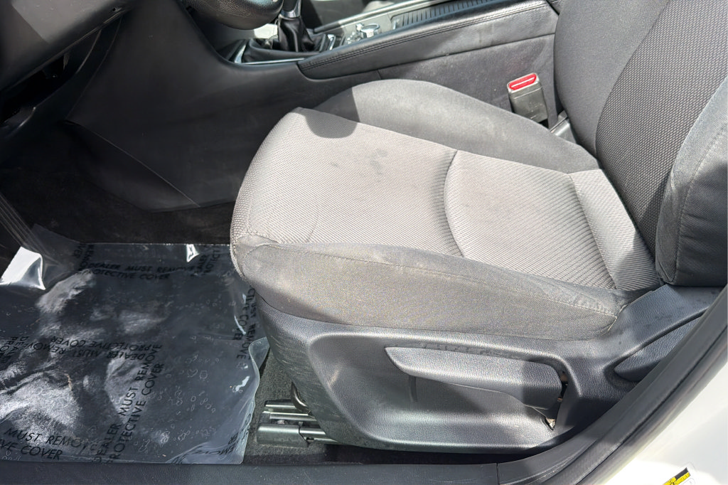 Used 2017 MAZDA MAZDA3 Sport FWD image 20