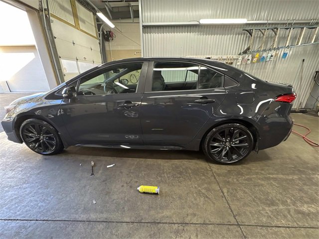 Used 2024 Toyota Corolla SE w/ SE Premium Package image 10