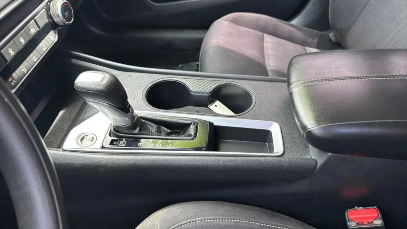 Used 2022 Nissan Altima 2.5 S FWD image 21
