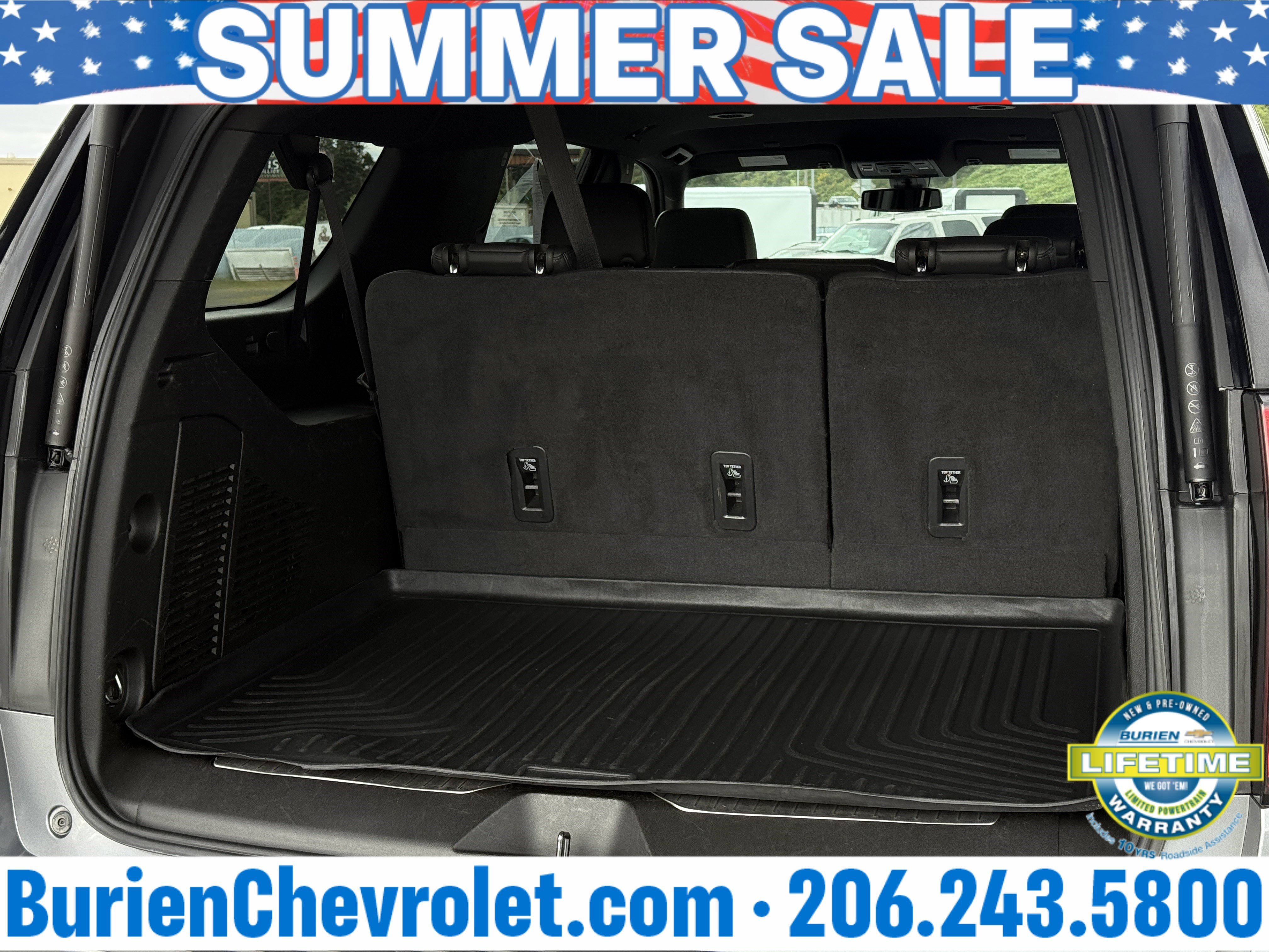 Used 2022 Chevrolet Suburban Z71 w/ Luxury Package AWD/4WD image 32