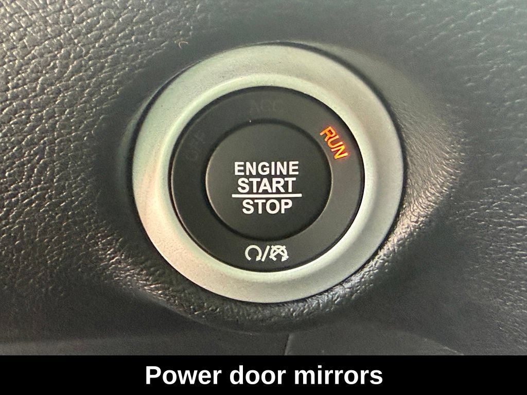 New 2027 Chrysler Pacifica Select w/ Family Tech Group FWD image 20