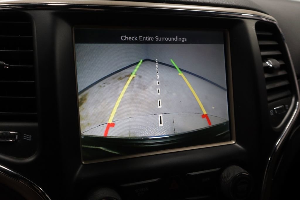 Used 2017 Jeep Grand Cherokee Limited image 4