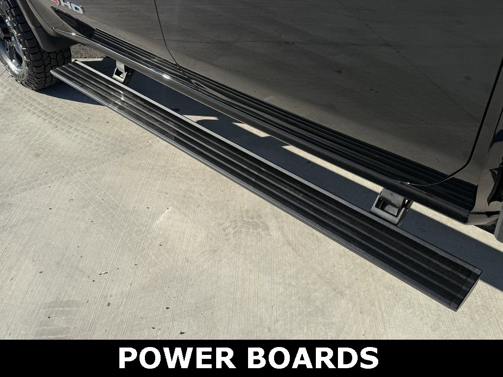 Used 2024 GMC Sierra 2500 AT4 w/ AT4 Premium Plus Package image 11