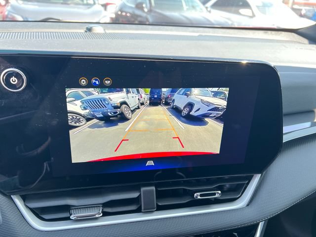 Certified 2025 Chevrolet Equinox LT FWD image 22