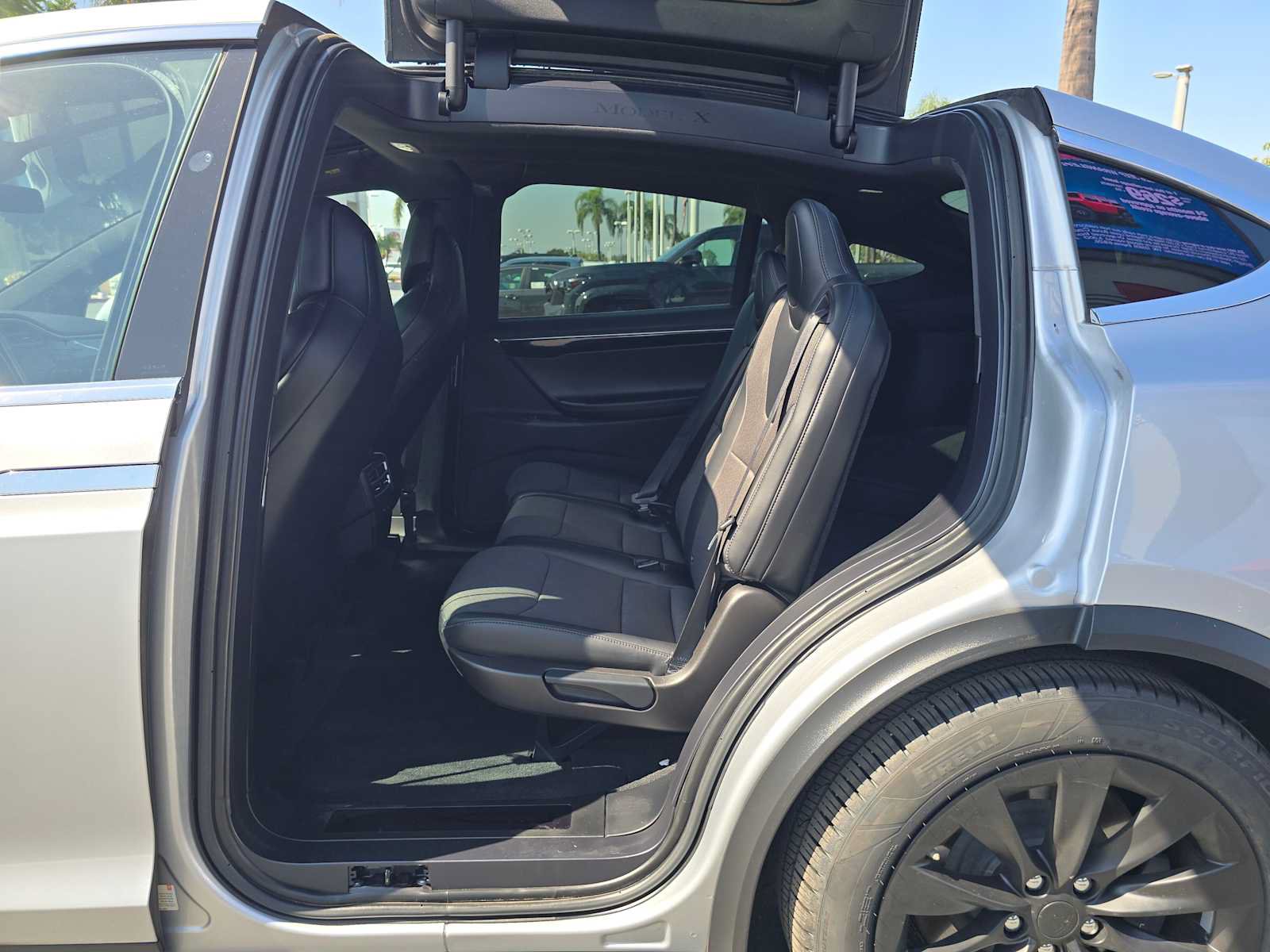 Used 2018 Tesla Model X 100D AWD/4WD image 18