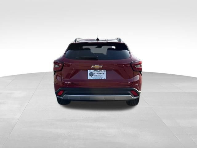 New 2026 Chevrolet Trax LT w/ Driver Confidence Package FWD image 6