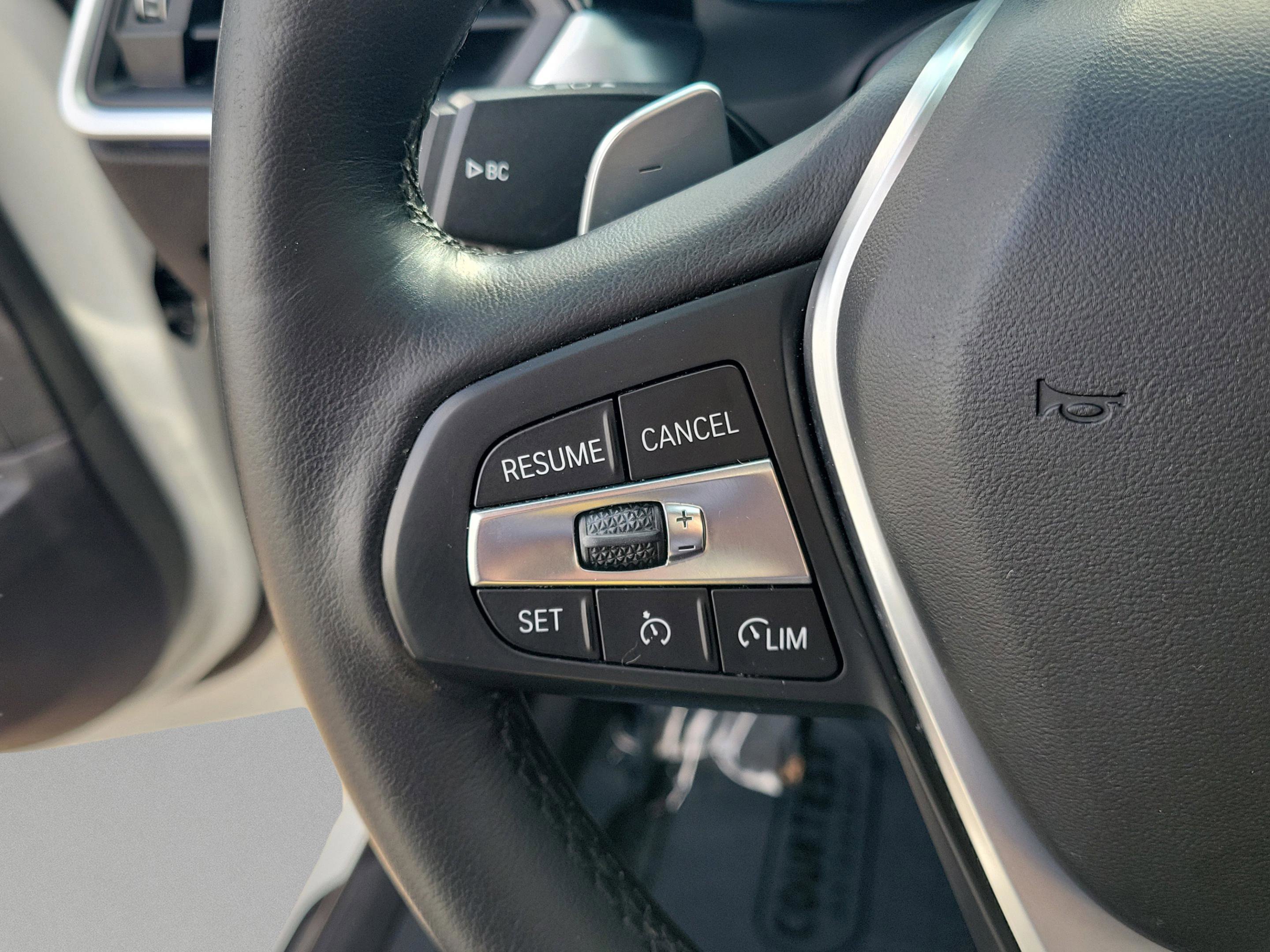 Used 2020 BMW 330i Sedan w/ Convenience Package image 21