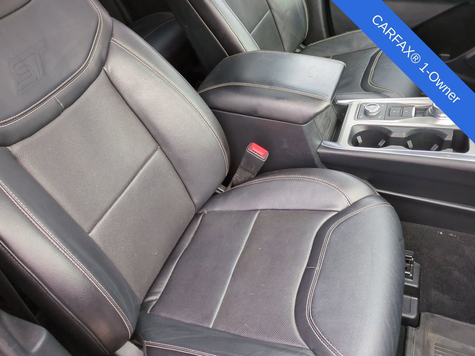 Used 2020 Ford Explorer ST w/ ST Street Pack image 29