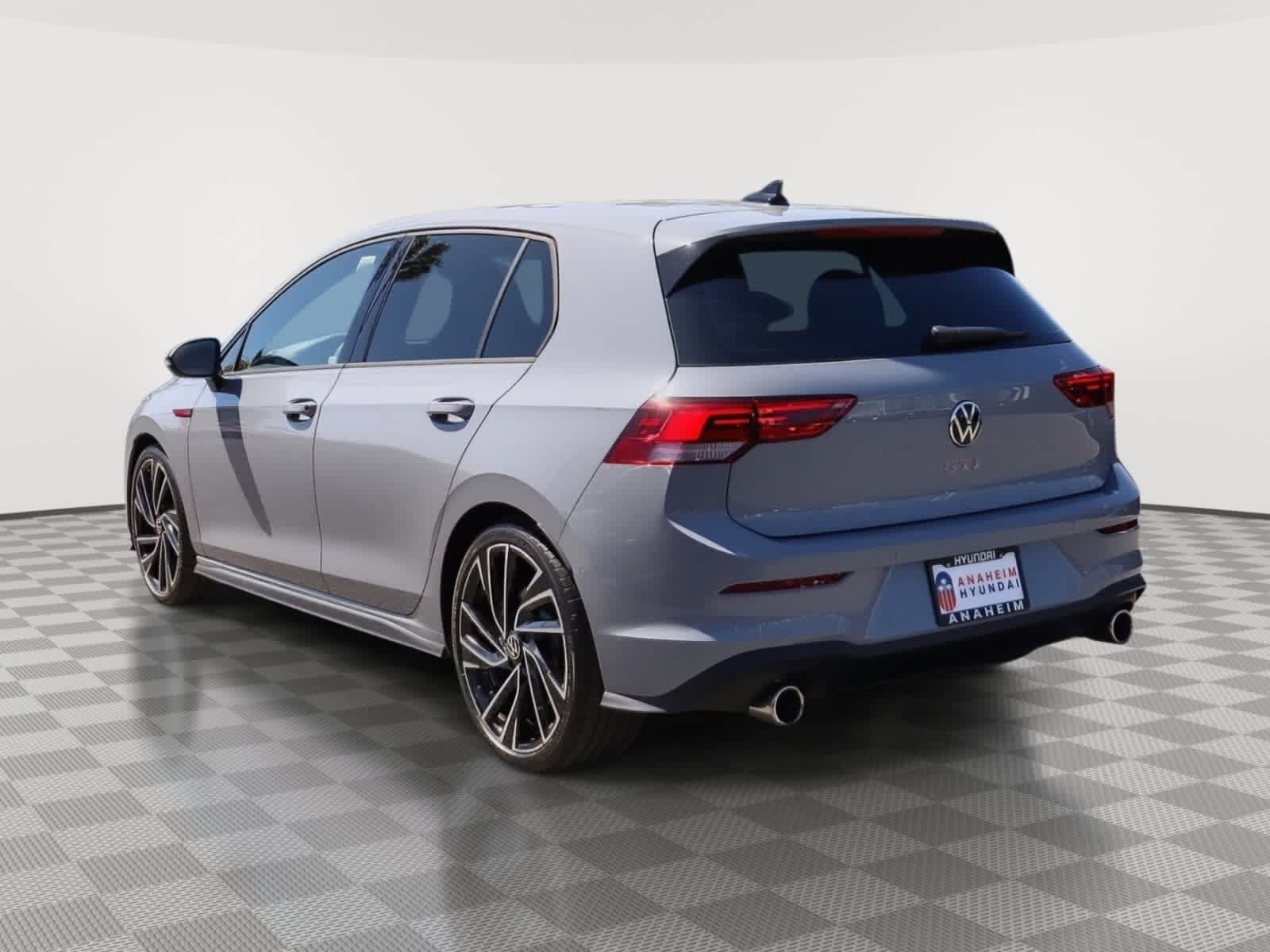 Used 2024 Volkswagen GTI Autobahn FWD image 9