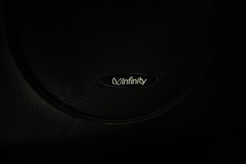 Used 2014 Kia Cadenza Premium image 16