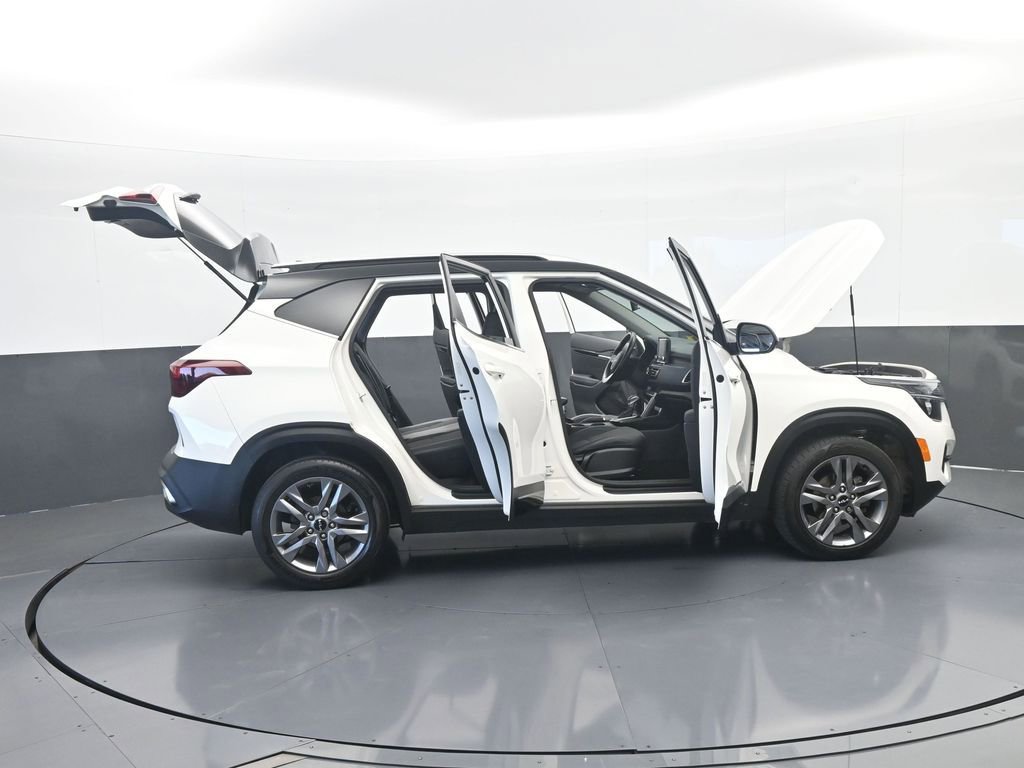 Used 2023 Kia Seltos S FWD image 66