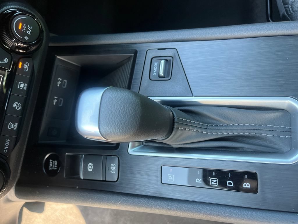 New 2027 Nissan Kicks SV w/ SV Premium Package FWD image 26