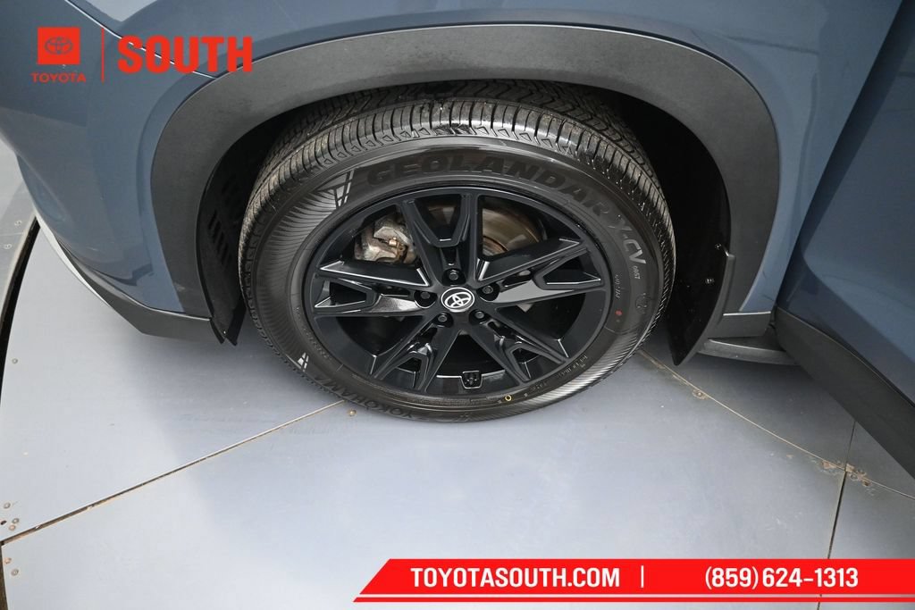 Used 2024 Toyota Grand Highlander AWD Hybrid image 40
