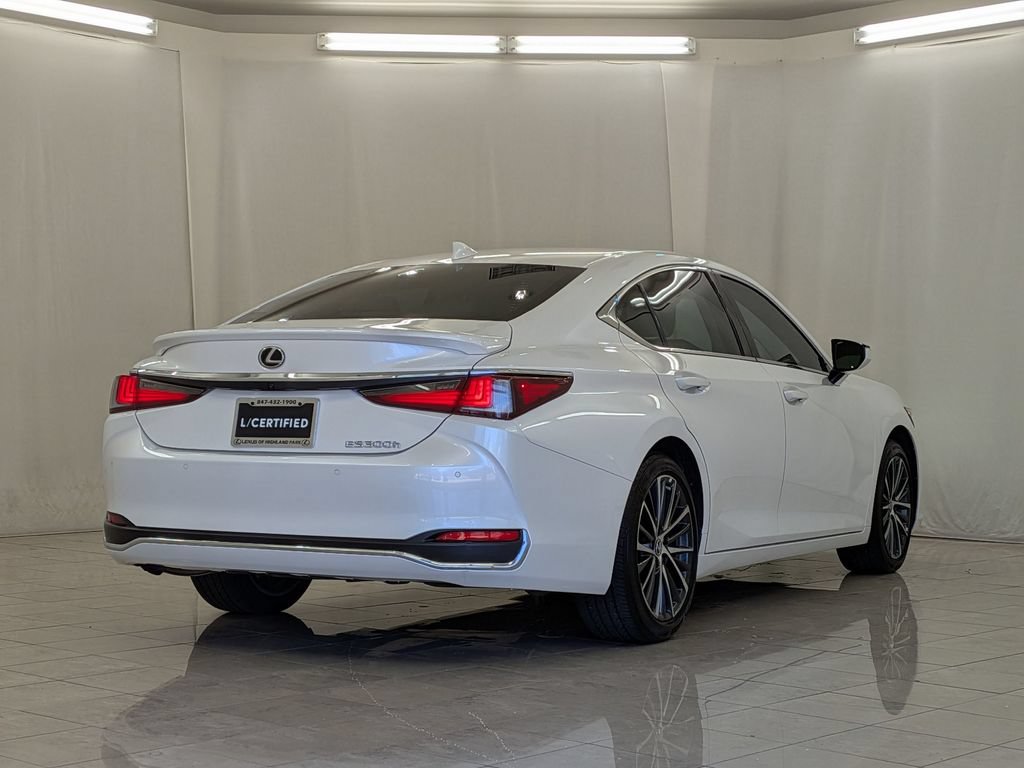 Used 2025 Lexus ES 300h w/ Premium Package FWD image 9