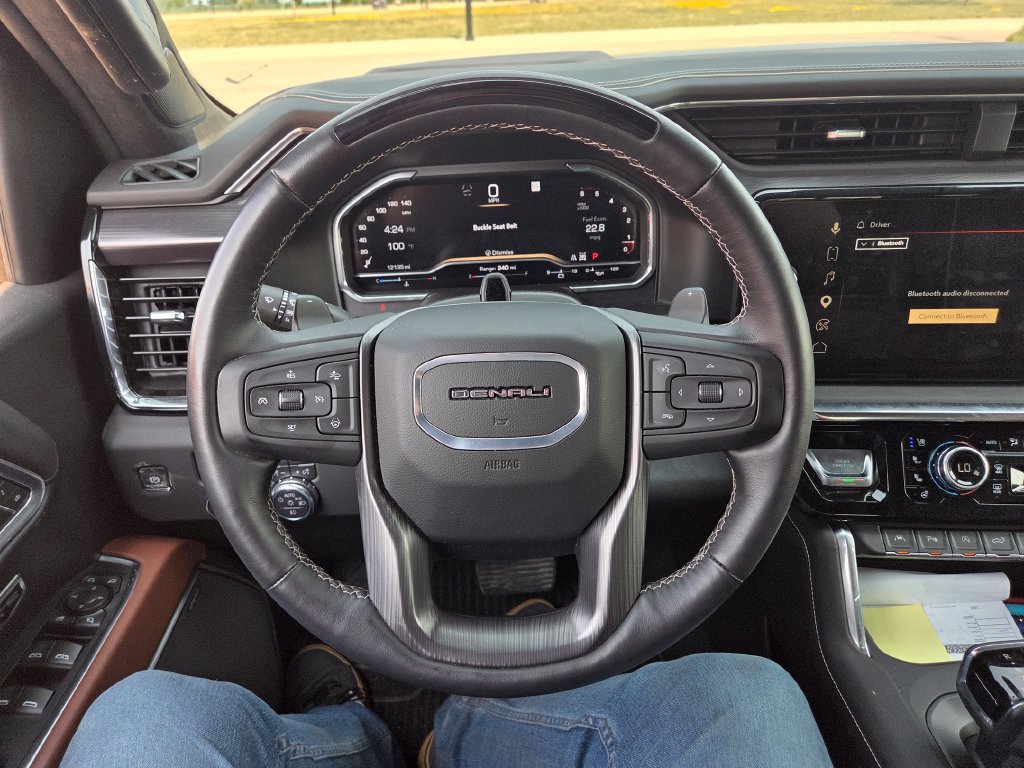 Used 2025 GMC Sierra 1500 Denali Ultimate AWD/4WD image 9