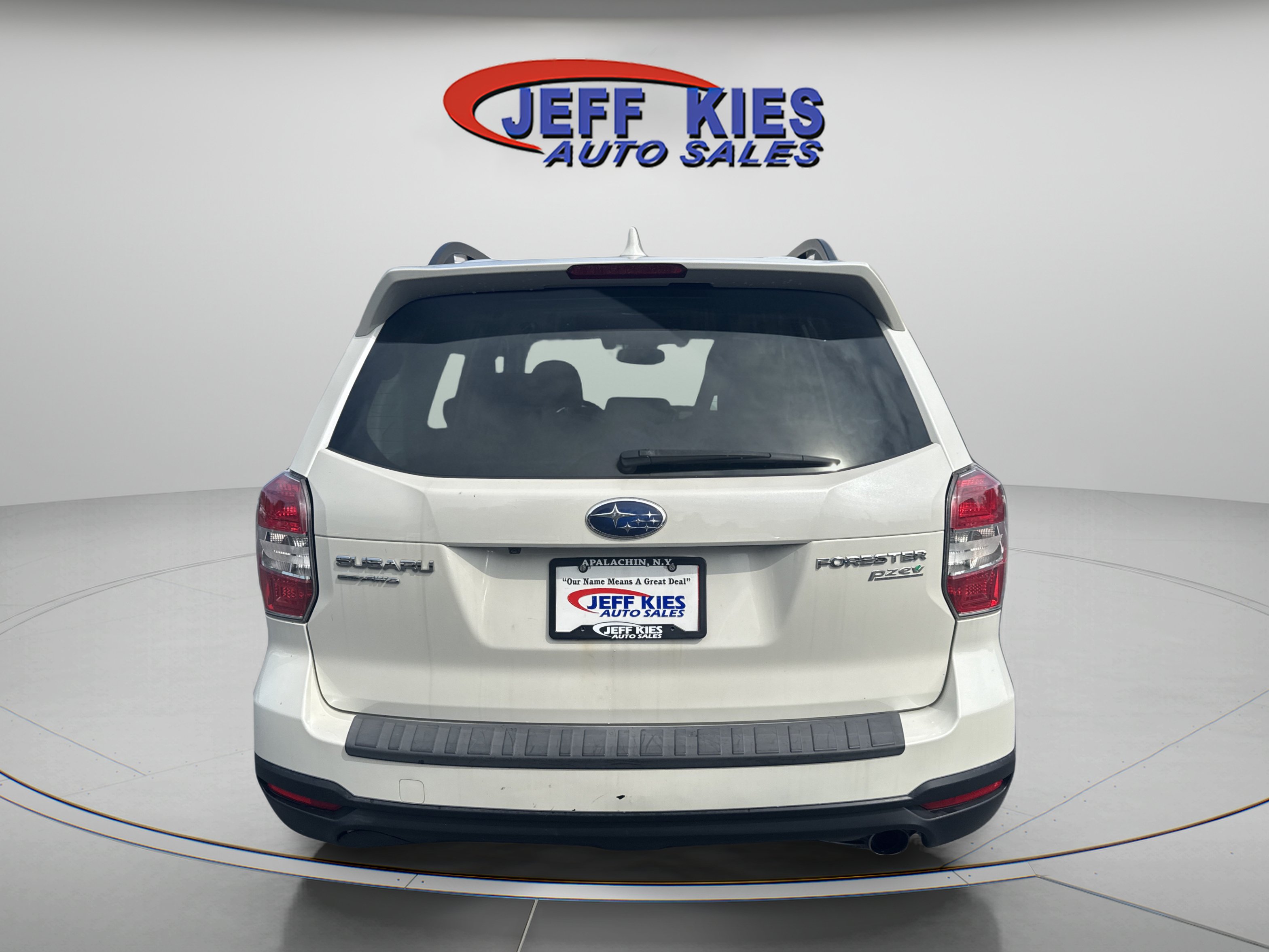 Used 2016 Subaru Forester 2.5i Touring w/ Eyesight & Navigation System AWD/4WD image 6